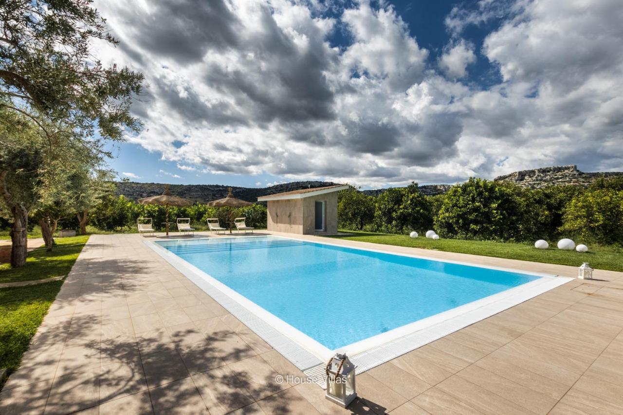 House&Villas - Villa Zagara Bianca Floridia Extérieur photo